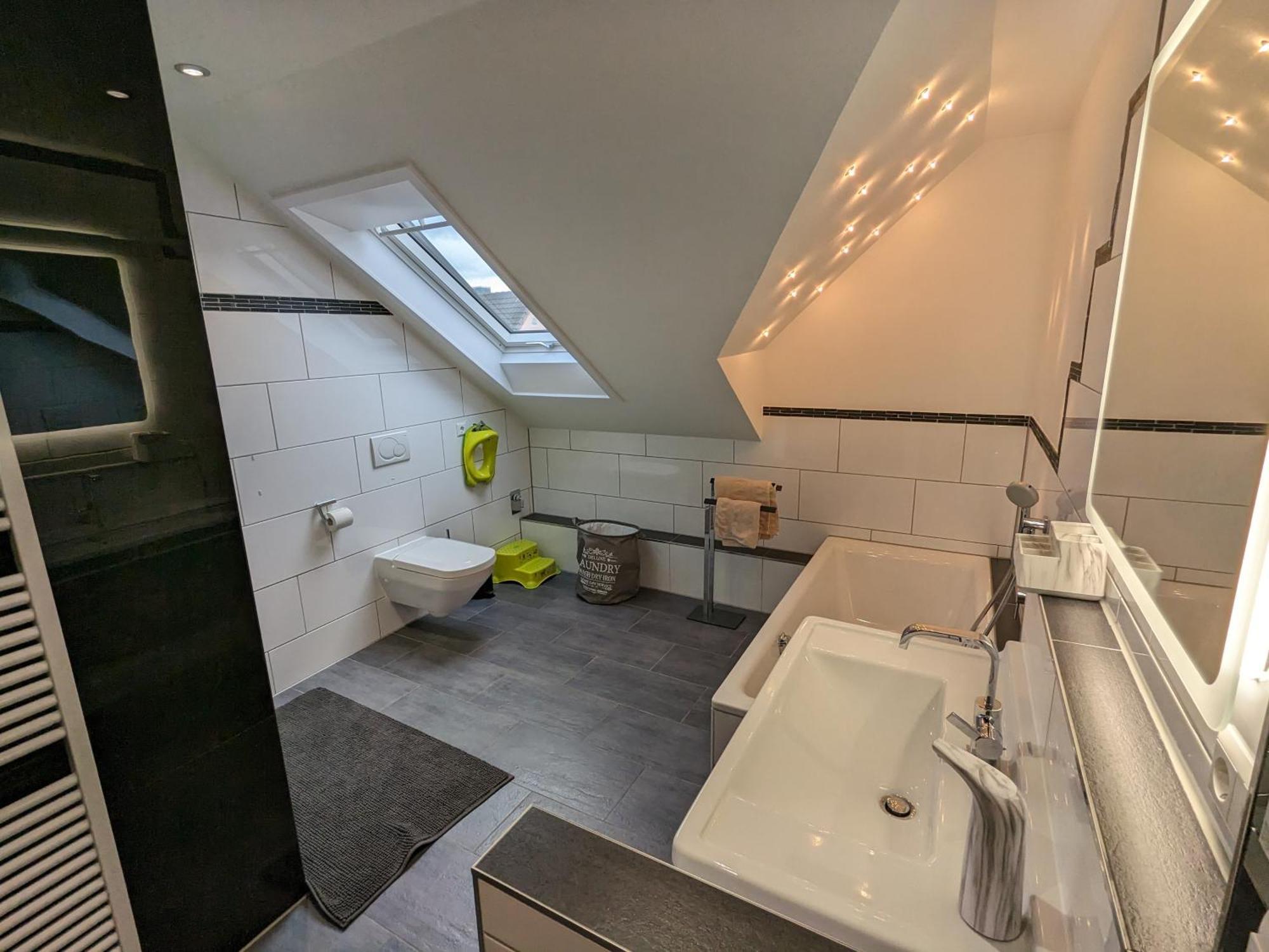 S'Bahnhoefle Apartments رينغشيم المظهر الخارجي الصورة