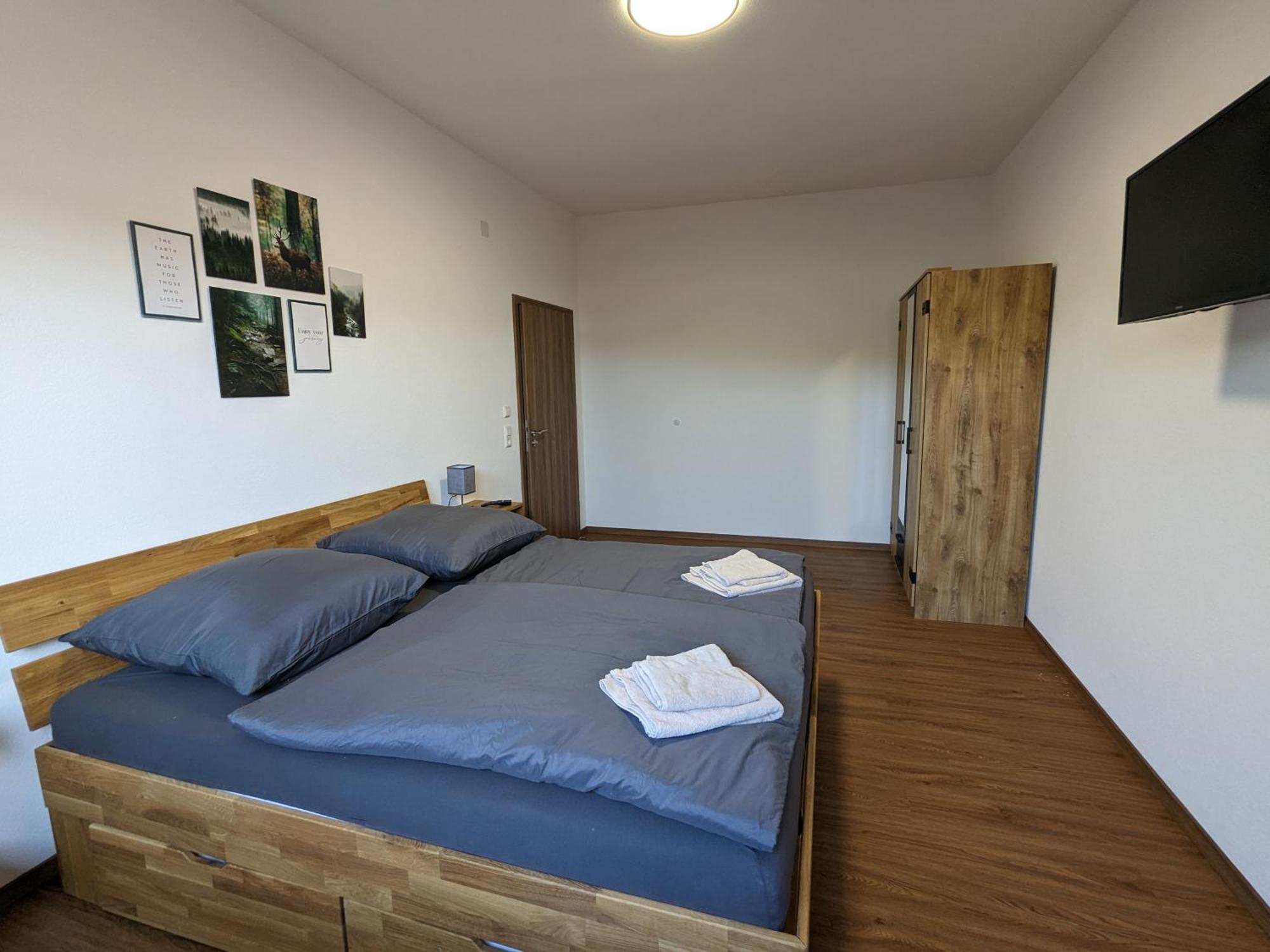 S'Bahnhoefle Apartments رينغشيم الغرفة الصورة